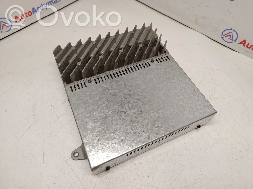 BMW 5 E39 Sound amplifier 