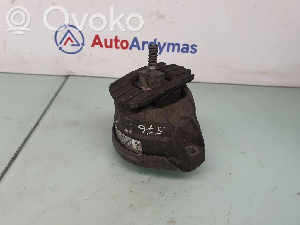 BMW 5 E60 E61 Engine mount bracket 
