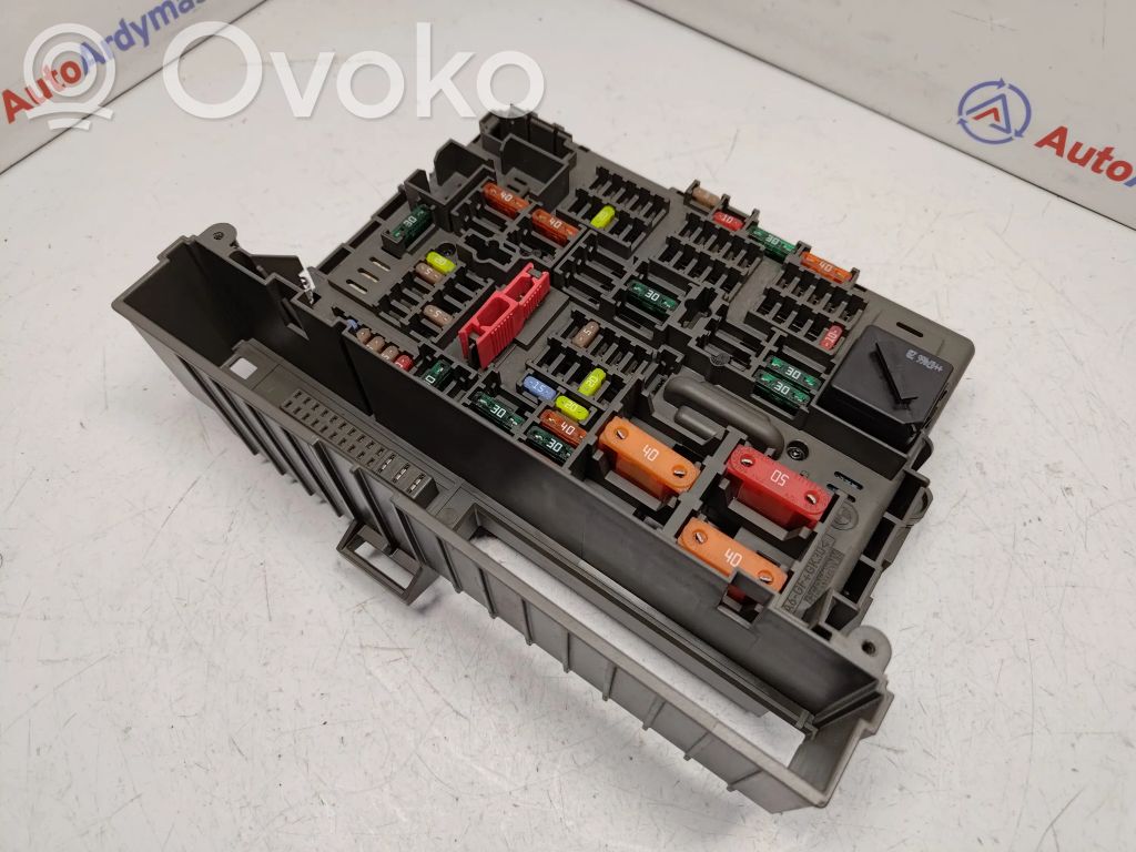 BMW 3 E92 E93 Fuse module 
