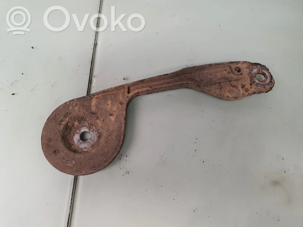 BMW X5M E70 Cits aizmugures šasijas elements 