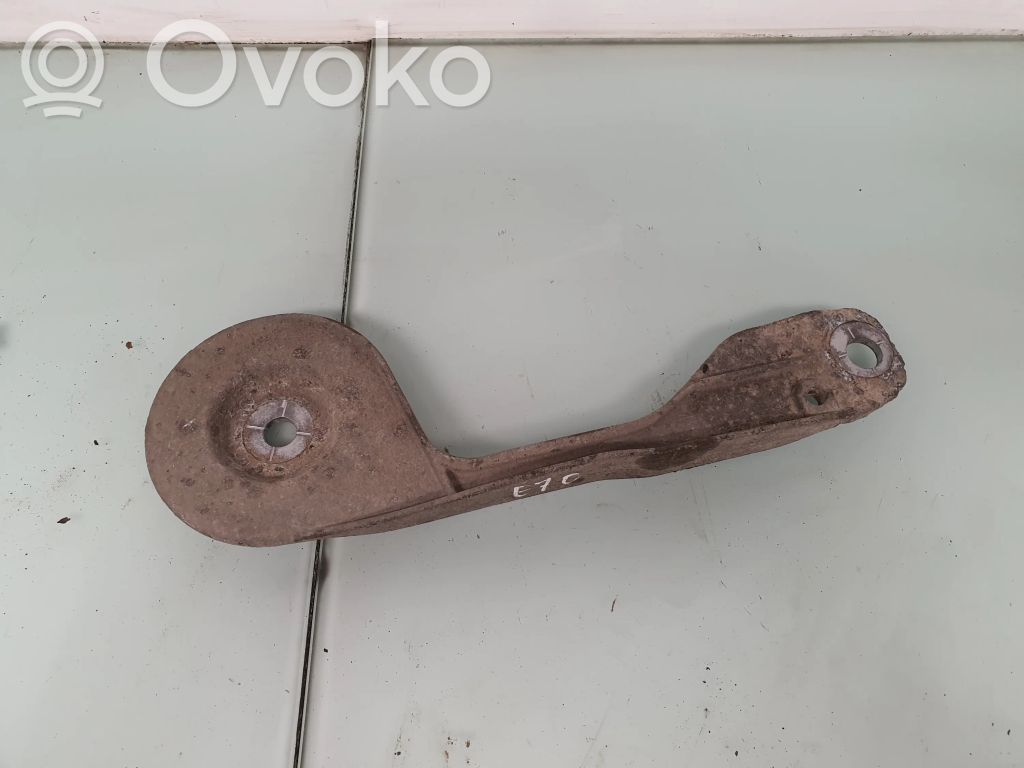 BMW X5M E70 Cits aizmugures šasijas elements 