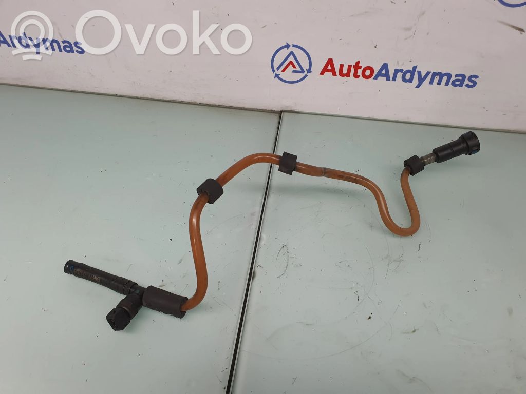 BMW 3 E90 E91 Fuel line/pipe/hose 