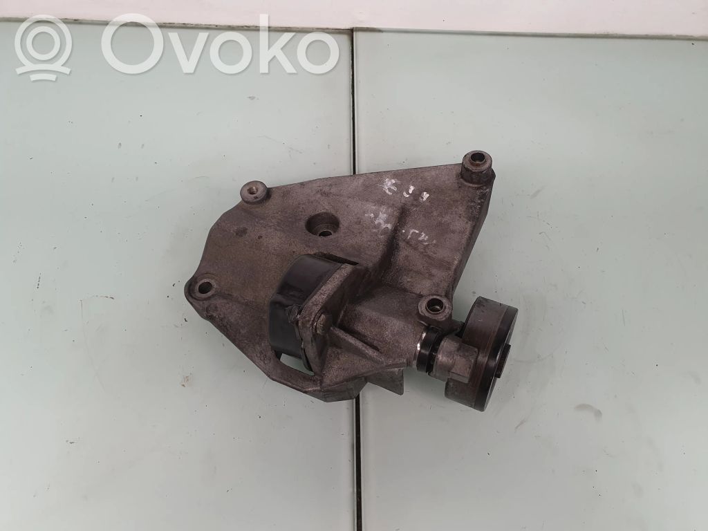 A/C compressor mount bracket   2354035,64552354035,2247388
