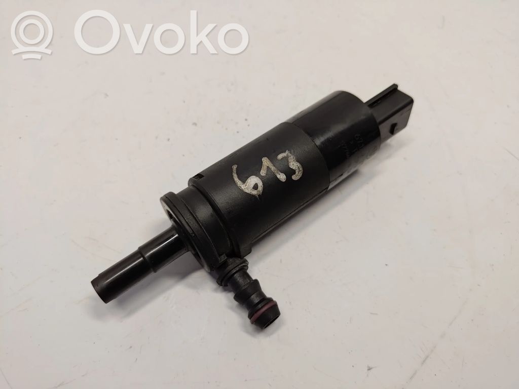 BMW 7 E65 E66 Pompa spryskiwacza lampy przedniej 