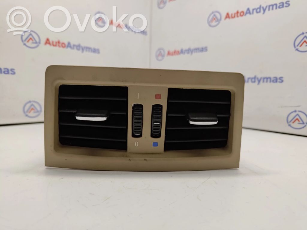 BMW 3 E90 E91 Rear air vent grill 