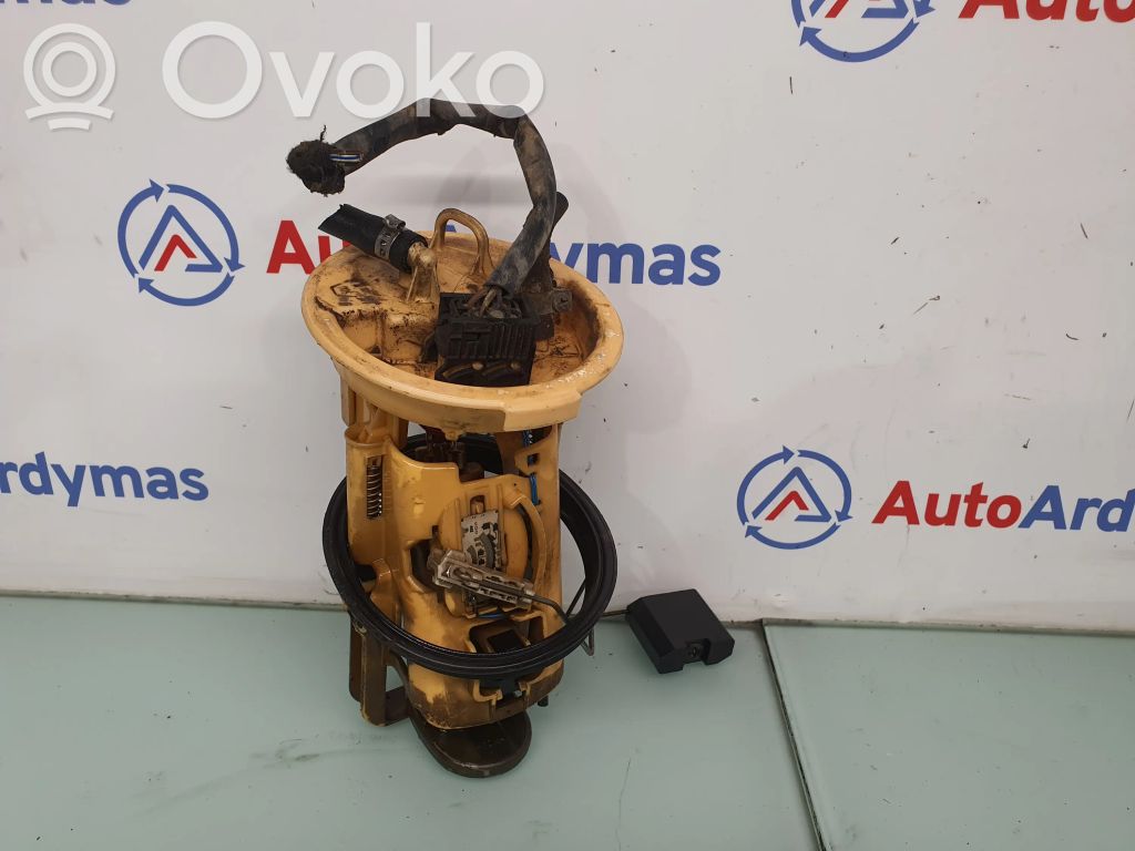 BMW 3 E46 Bomba interna de combustible 