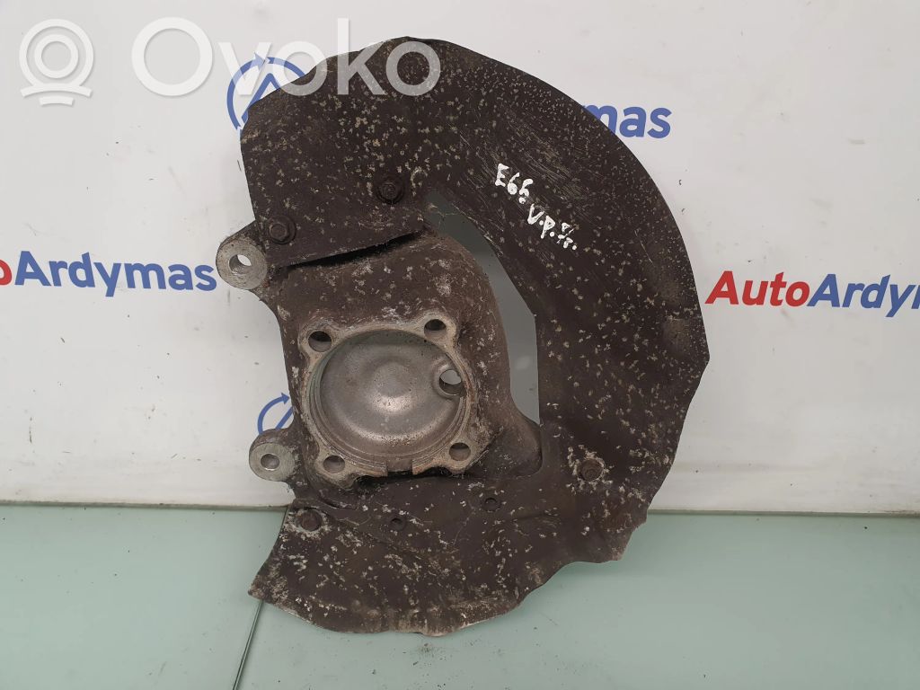 BMW 7 E65 E66 Priekšējā riteņa rumbas vārpstas šarnīrs (stupica, capfa) 