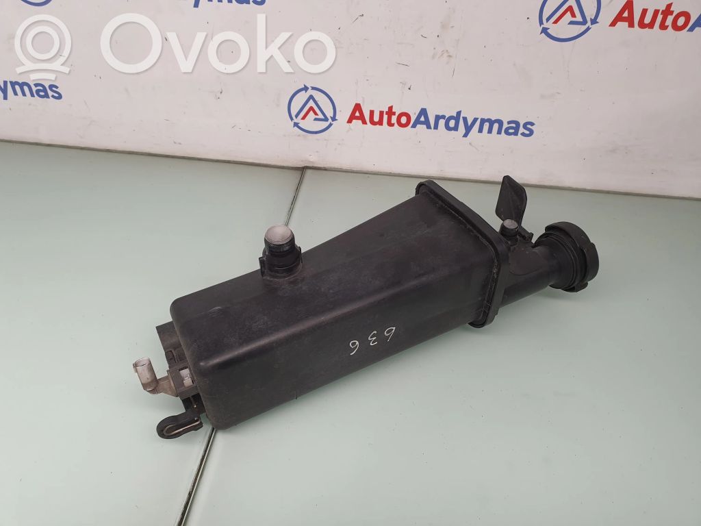 Aušinimo skysčio išsiplėtimo bakelis   7573751,17117573751
