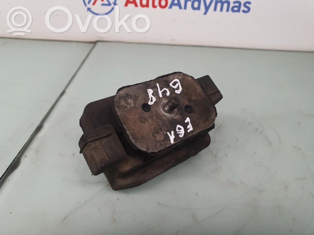 Gearbox mount   6769848,22316769848