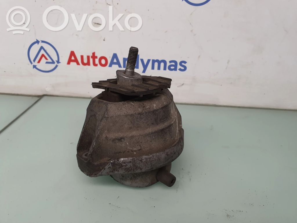 BMW 5 E60 E61 Suport tampon motor 