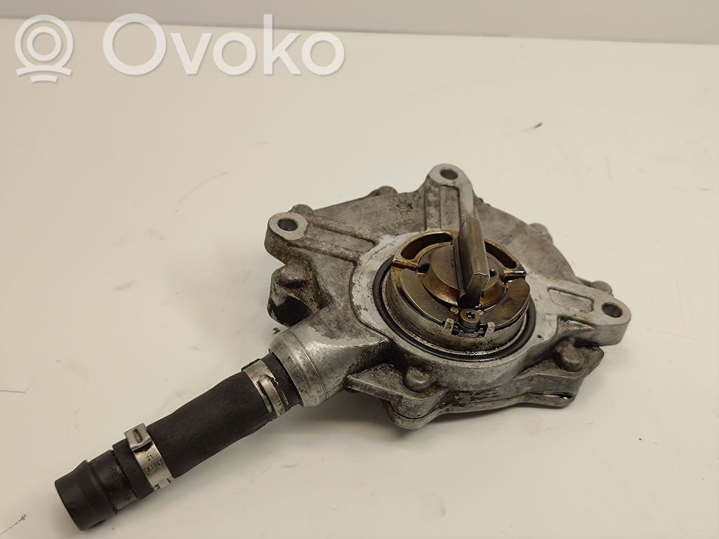 BMW Z4 E85 E86 Vacuum pump 