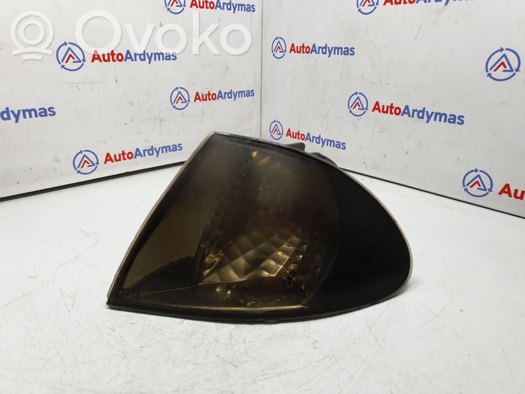 BMW 3 E46 Front indicator light 