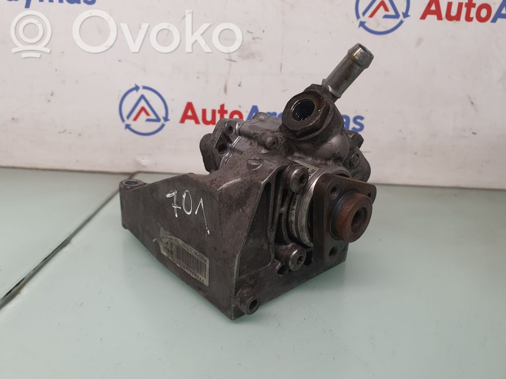 BMW 3 E90 E91 Power steering pump 