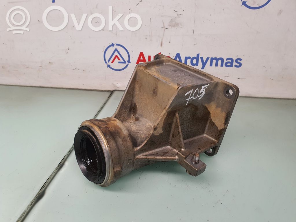 BMW X3 E83 Driveshaft support bearing bracket 