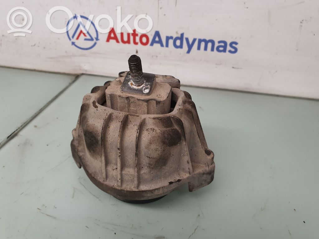 BMW 1 E81 E87 Engine mount bracket 