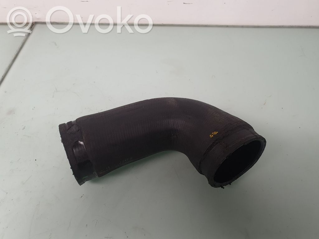 BMW 5 E39 Intercooler hose/pipe 