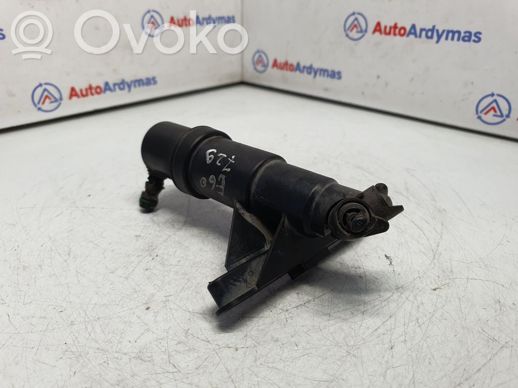 BMW 5 E60 E61 Headlight washer spray nozzle 