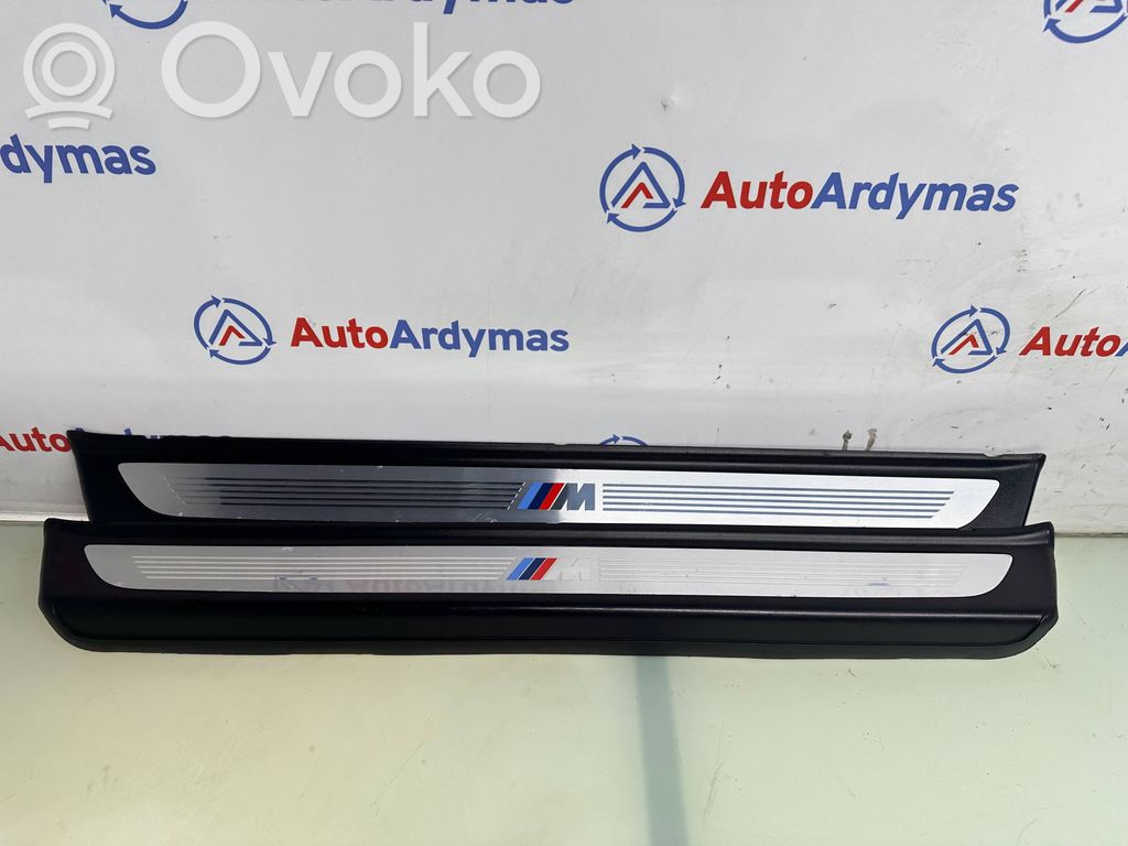 BMW 6 F12 F13 Moldura protectora del borde delantero 