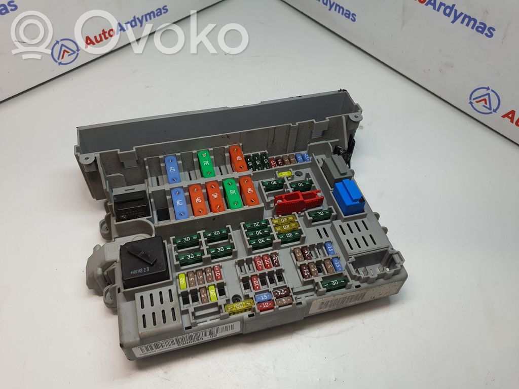 BMW 3 E90 E91 Fuse module 