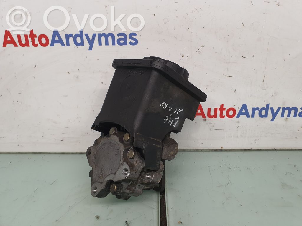 BMW 3 E46 Power steering pump 
