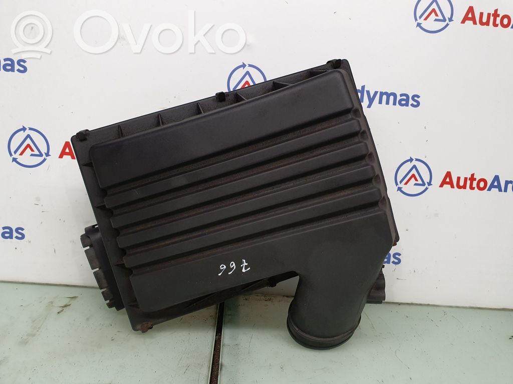 BMW X5 E70 Air filter box 