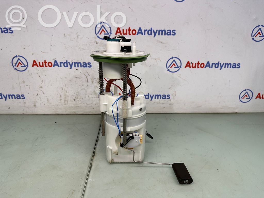 BMW X5 E70 Bomba interna de combustible 