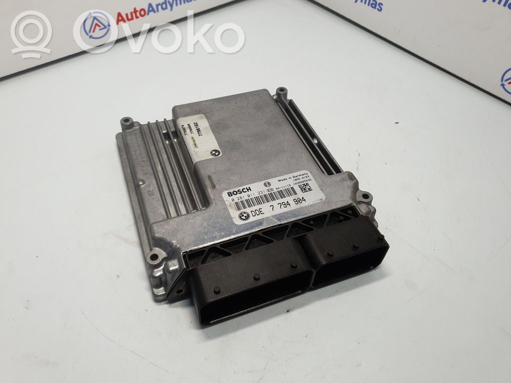BMW 7 E65 E66 Engine control unit/module 