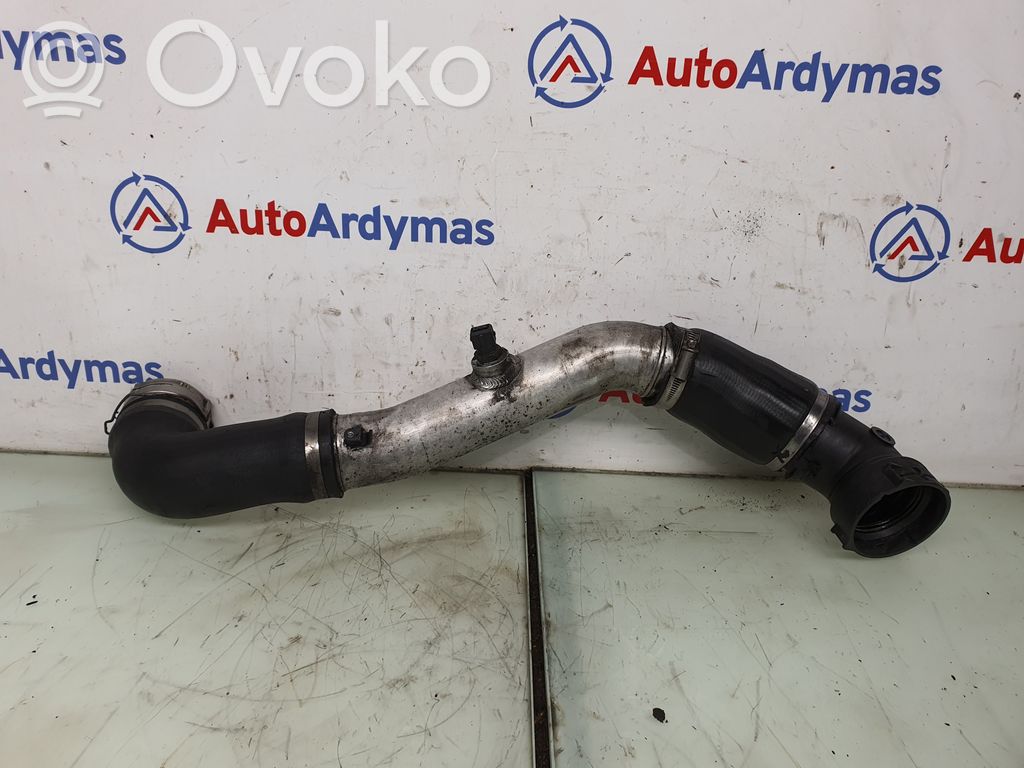 BMW 7 E65 E66 Furtun/conductă intercooler 