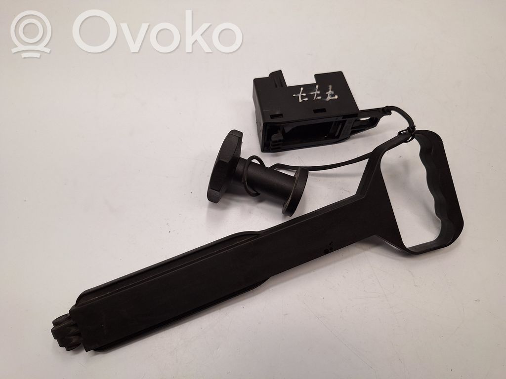 Spare wheel mounting bracket   7030510,51717030510,51713452198,51717030528,7030528