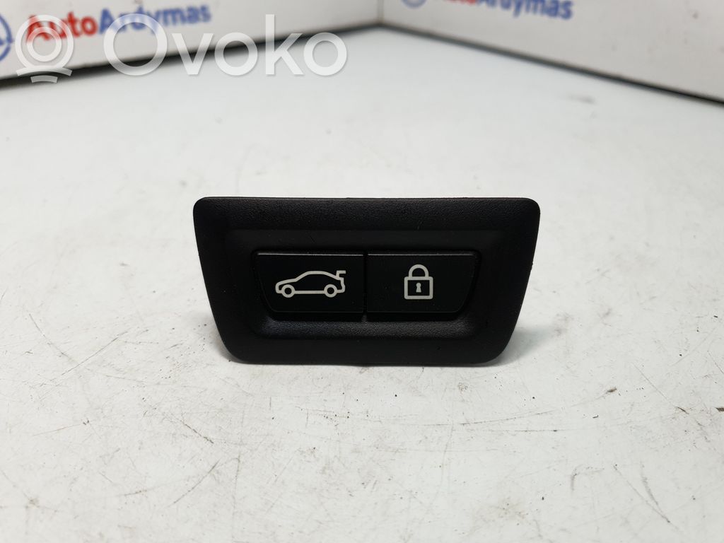 BMW X3 F25 Tailgate/boot open switch button 