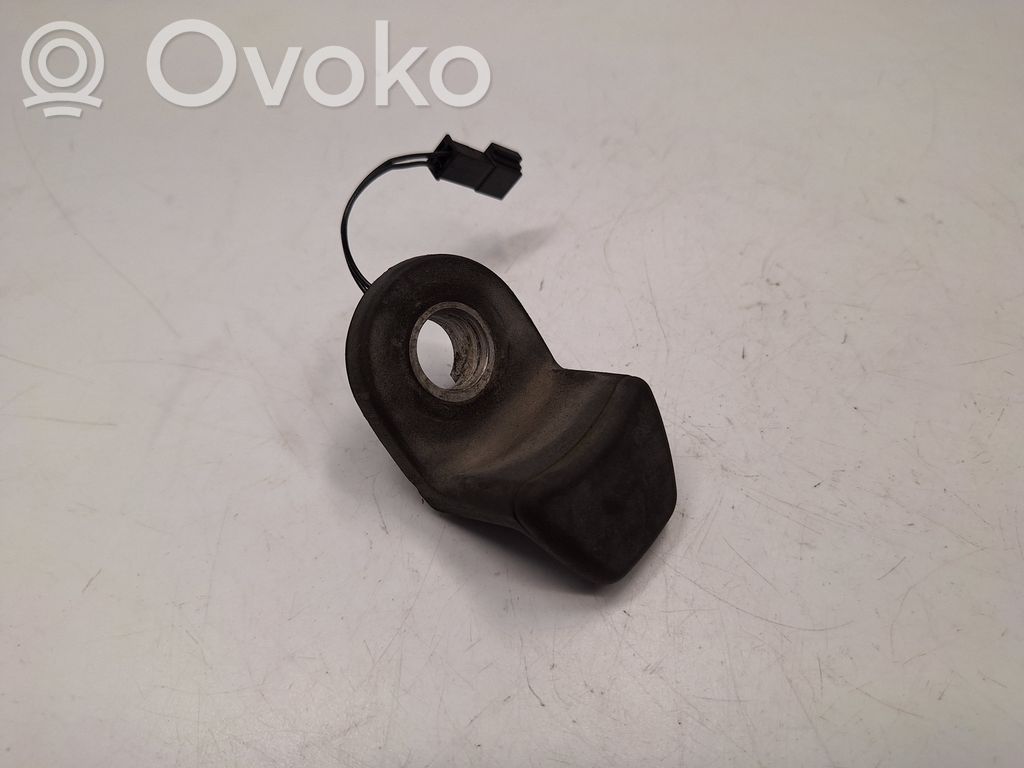 BMW 3 E90 E91 Tailgate glass/window release handle 