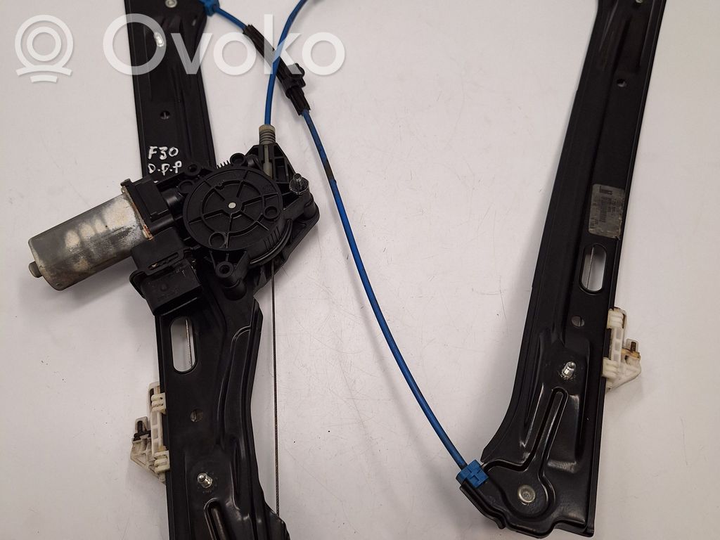 BMW 3 F30 F35 F31 Macara ușă față cu motor 