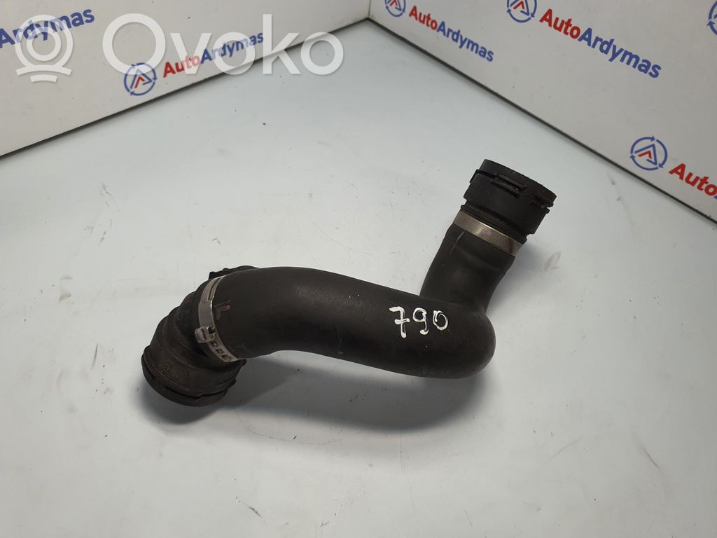 BMW X5 E70 Engine coolant pipe/hose 
