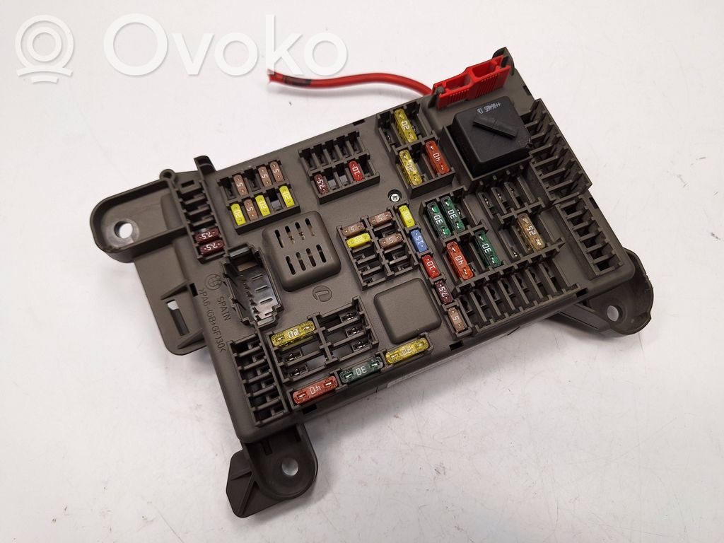 BMW X5 E70 Sicherungskasten 