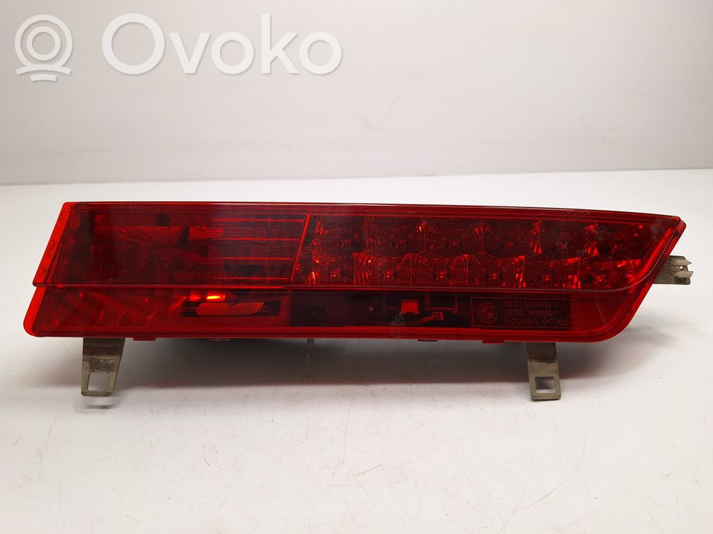 BMW 7 E65 E66 Aizmugurējais lukturis pārsegā 