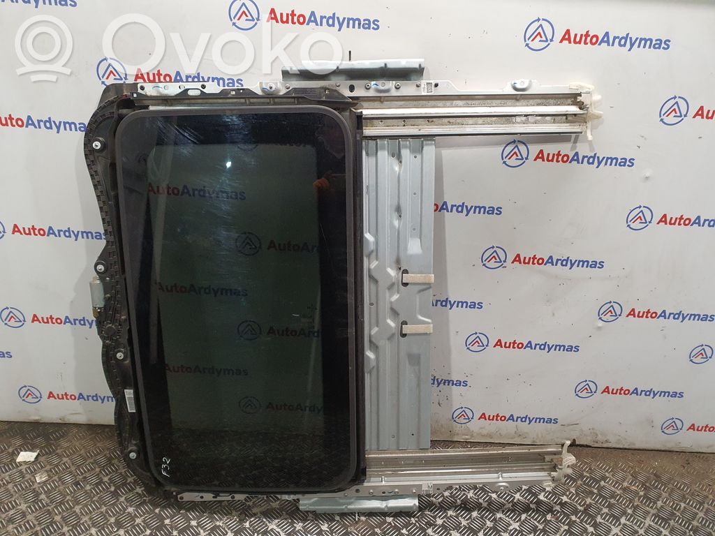BMW 4 F32 F33 Lūkas komplekts 