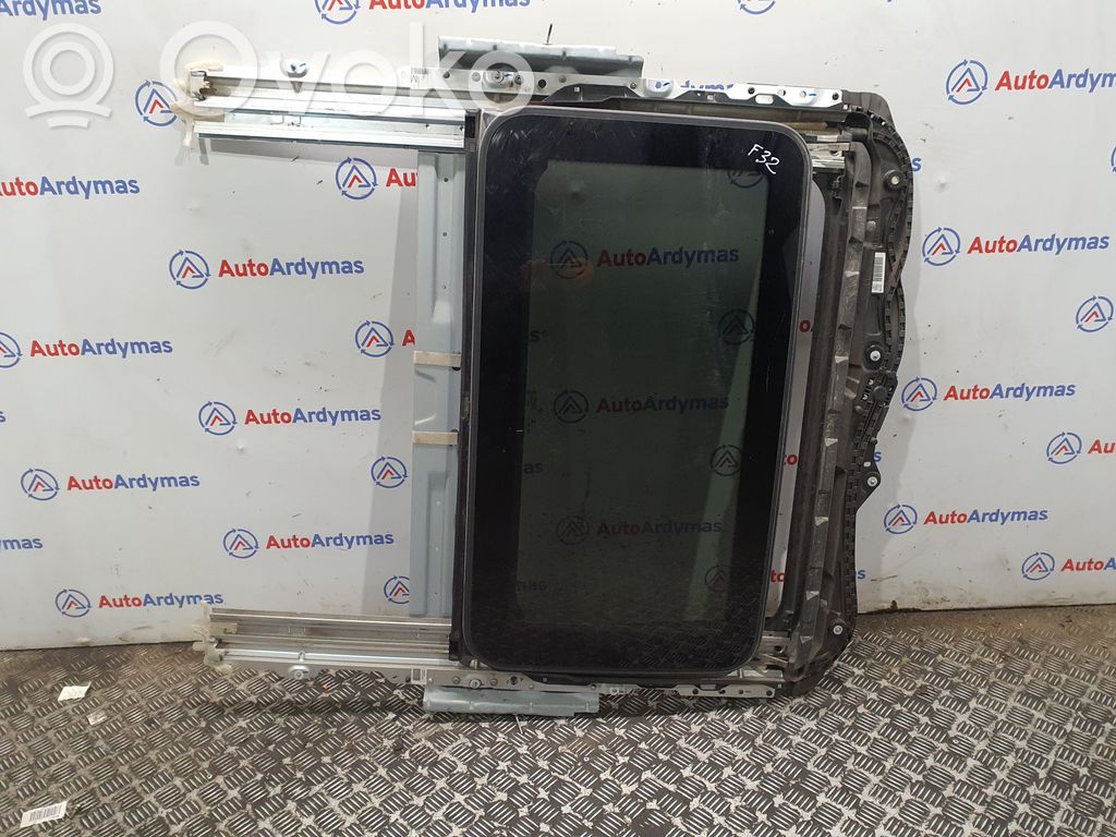 BMW 4 F32 F33 Lūkas komplekts 