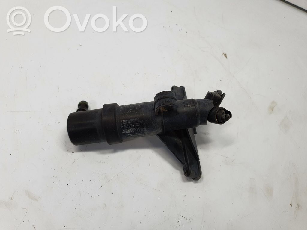 BMW 5 E60 E61 Headlight washer spray nozzle 