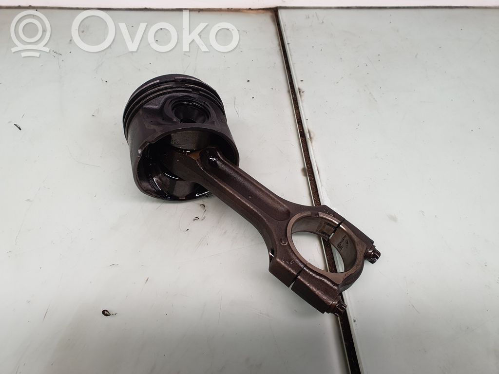 Piston with connecting rod   7798368,11247798368,7792745,11257792745
