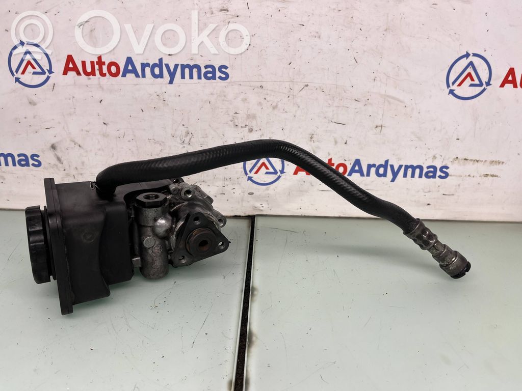 BMW 3 E46 Power steering pump 