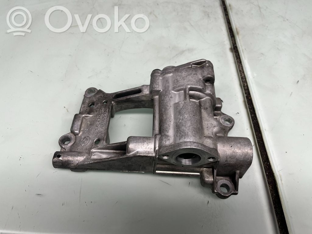 BMW 5 E60 E61 Eļļas sūknis 