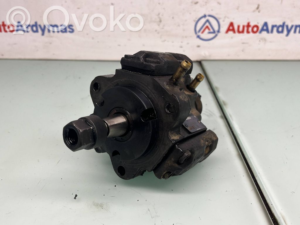 BMW 5 E39 Pompa ad alta pressione dell’impianto di iniezione 