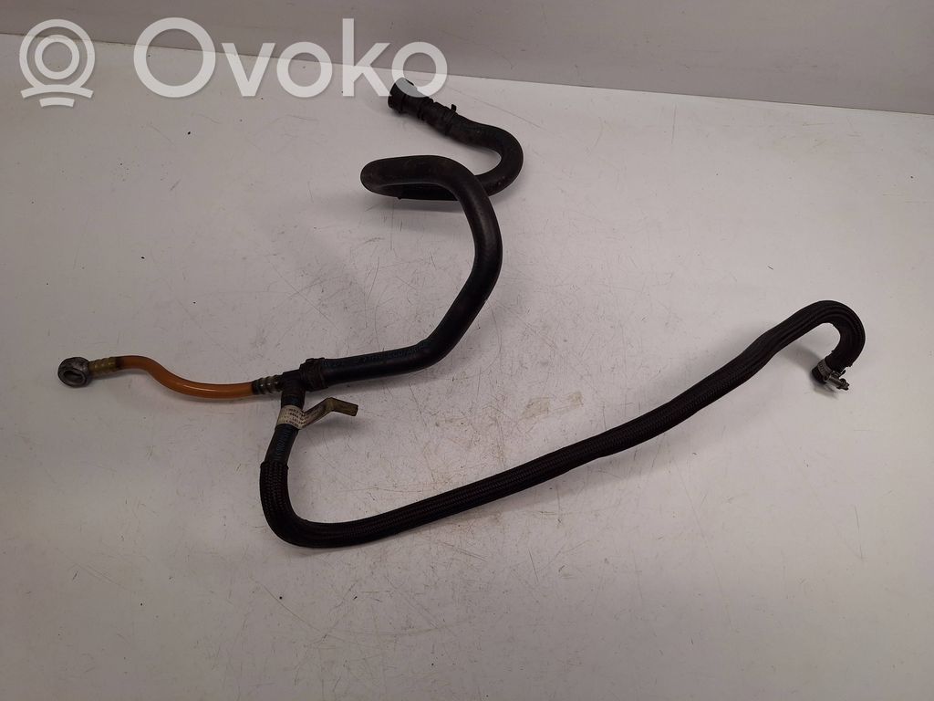 BMW 5 E60 E61 Caurule (-es) / šļūtene (-es) 
