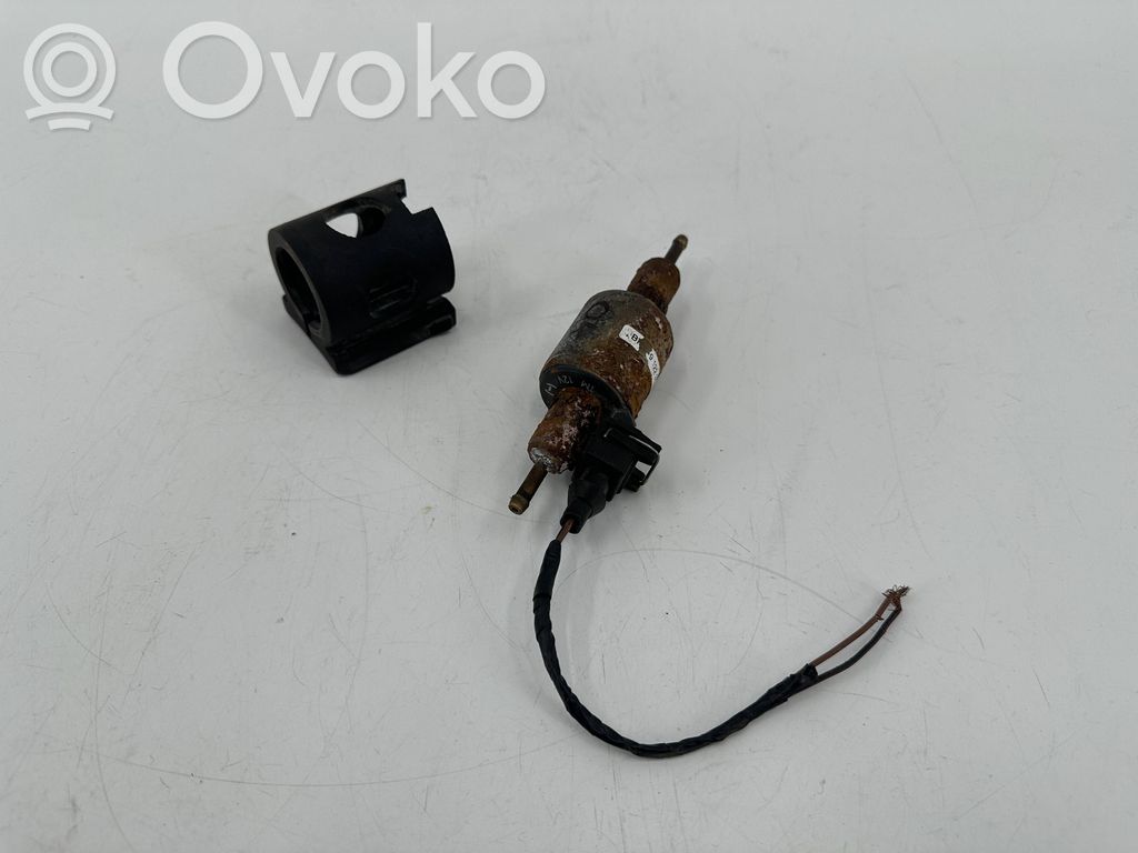 BMW 5 E60 E61 Pompe à carburant Webasto 