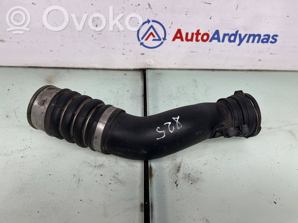 BMW 3 E92 E93 Välijäähdyttimen letku 