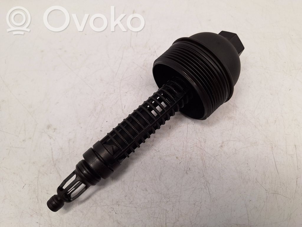 BMW X3 E83 Oil filter cover 