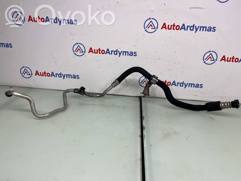 BMW X5M E70 Oil cooling pipe 