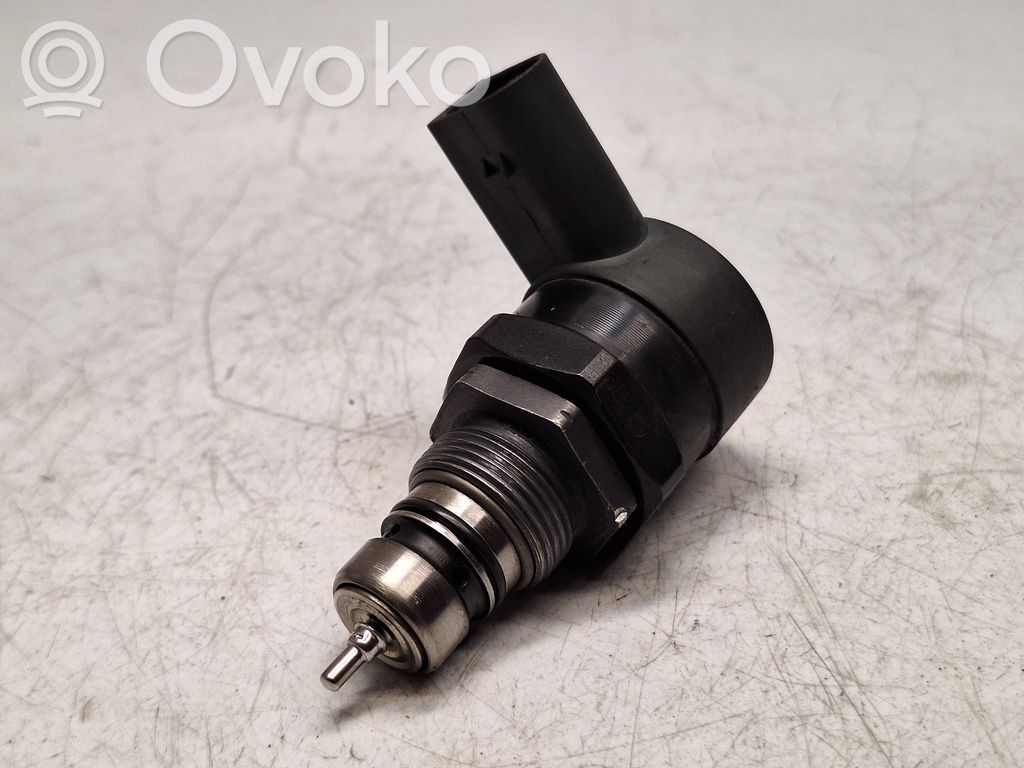 BMW 5 E60 E61 Regulator ciśnienia paliwa 