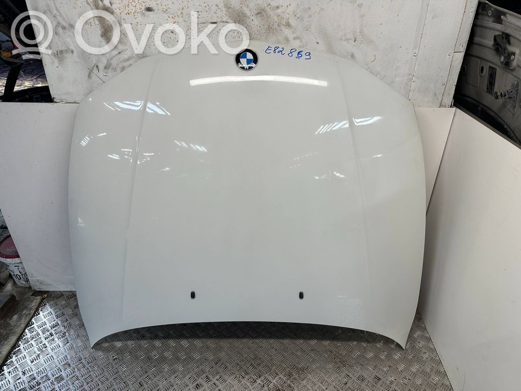 BMW 1 E82 E88 Konepelti 
