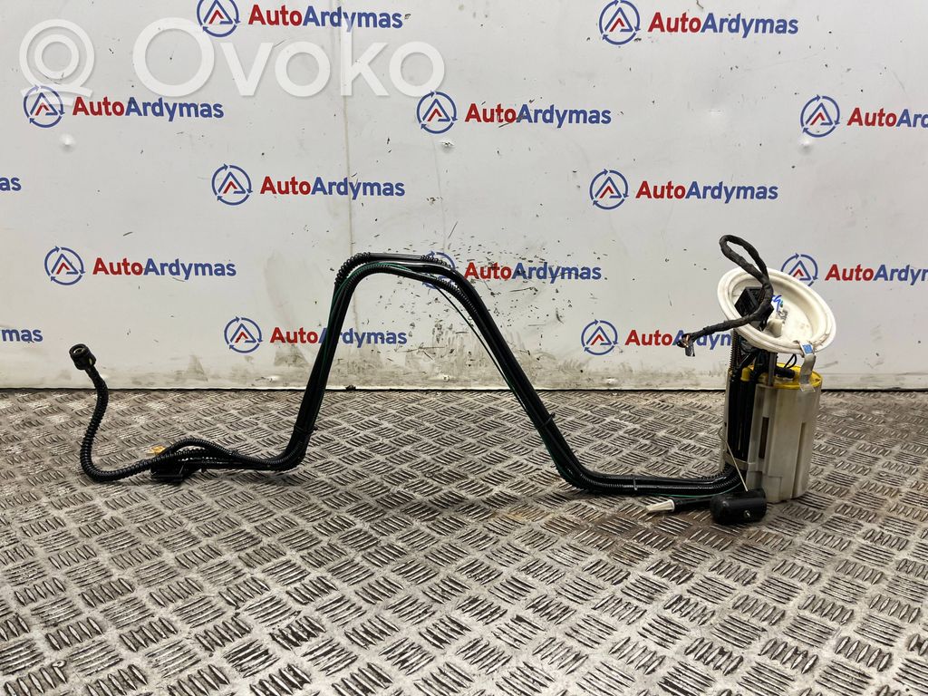 BMW 5 E60 E61 Pompe à carburant 